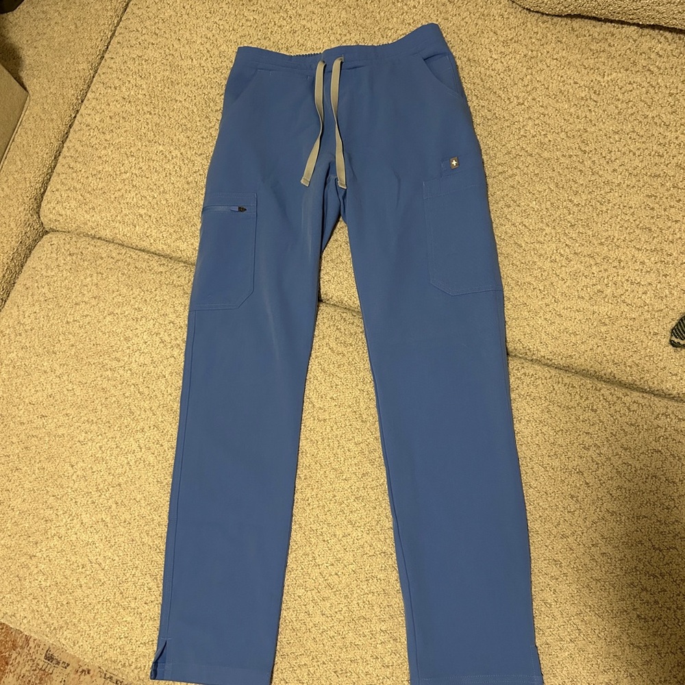 Figs Women’s Yola Skinny Scrub Pants in Ceil Blue